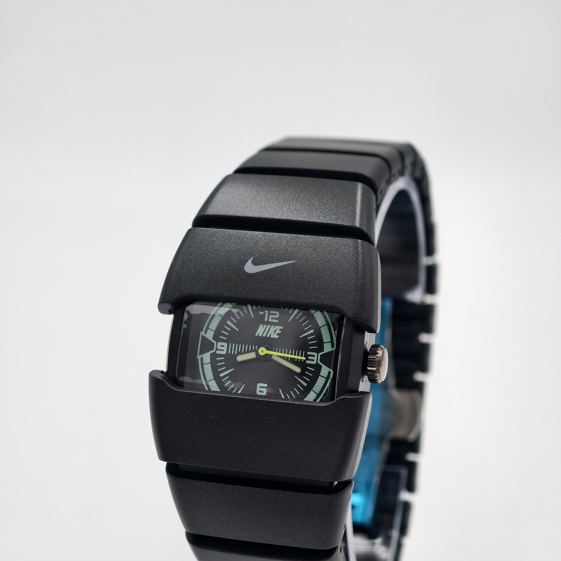 NIKE D-LINE BLACK