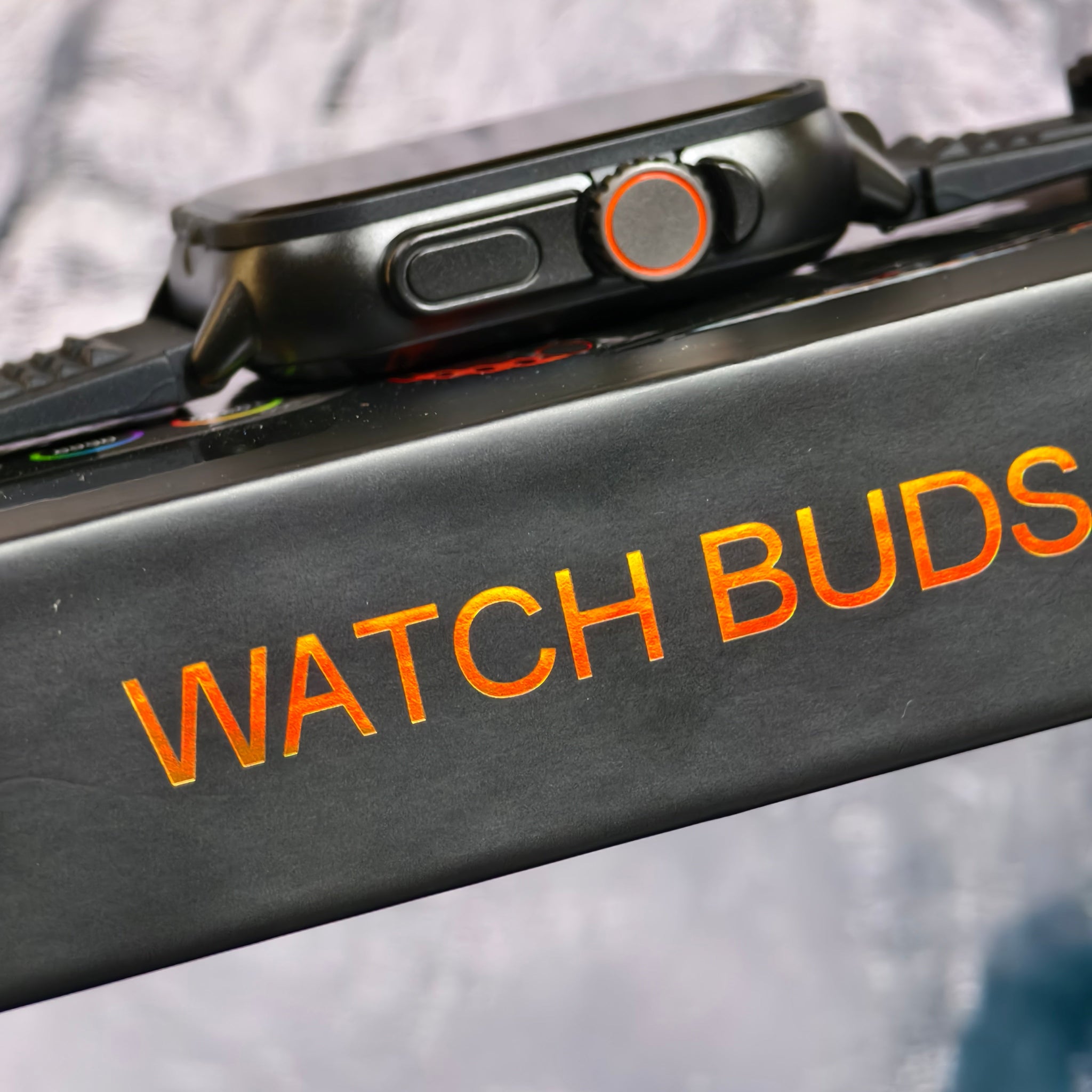 Kalobee GT8 Smartwatch with Built In Buds